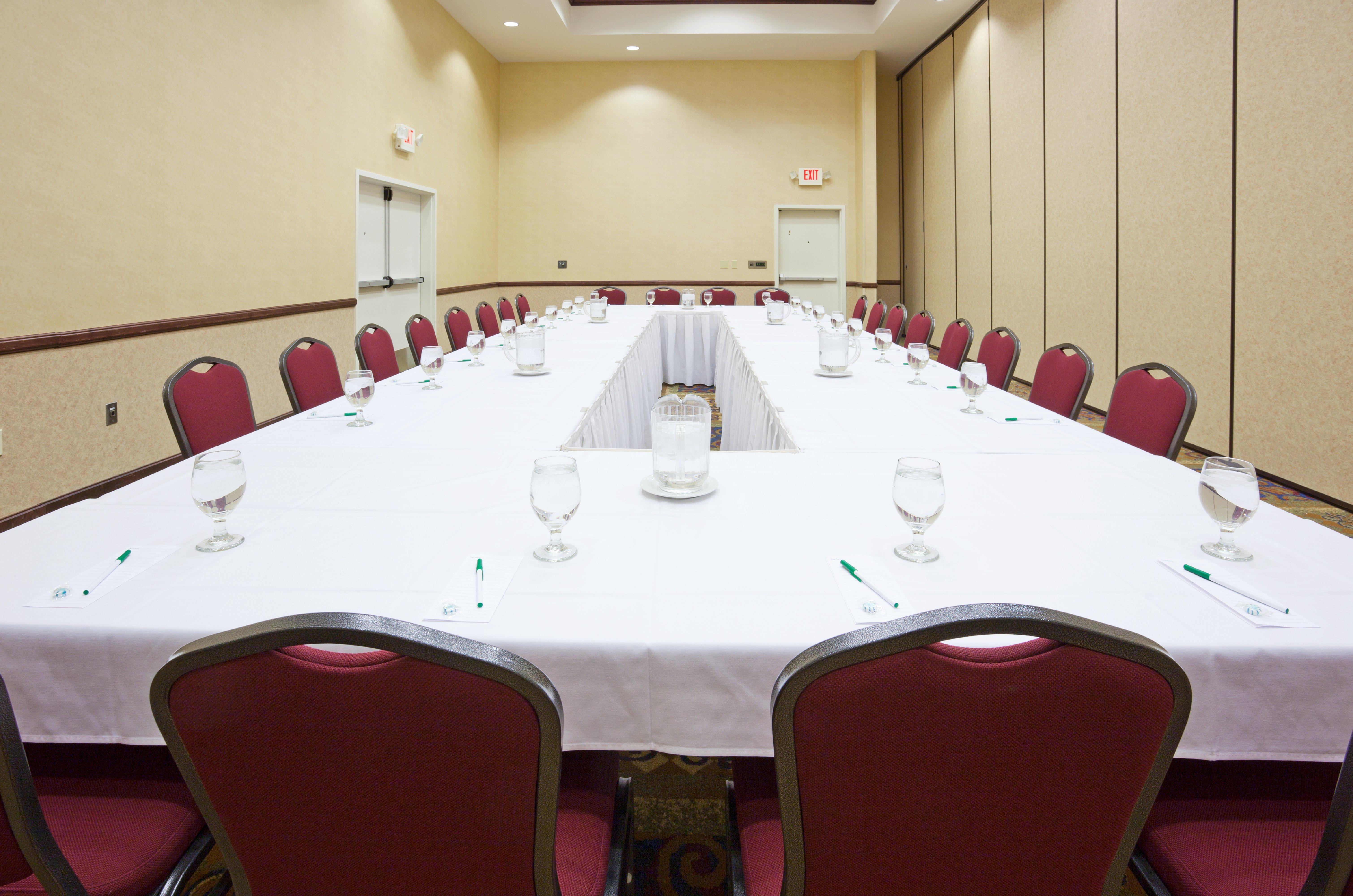 Holiday Inn Conference Center Marshfield, An Ihg Hotel Kültér fotó