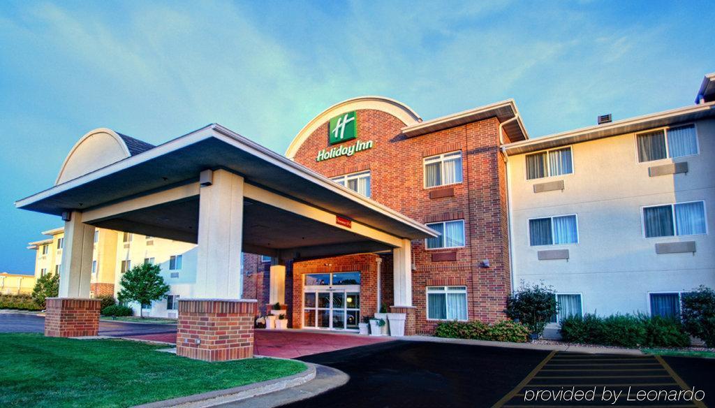 Holiday Inn Conference Center Marshfield, An Ihg Hotel Kültér fotó