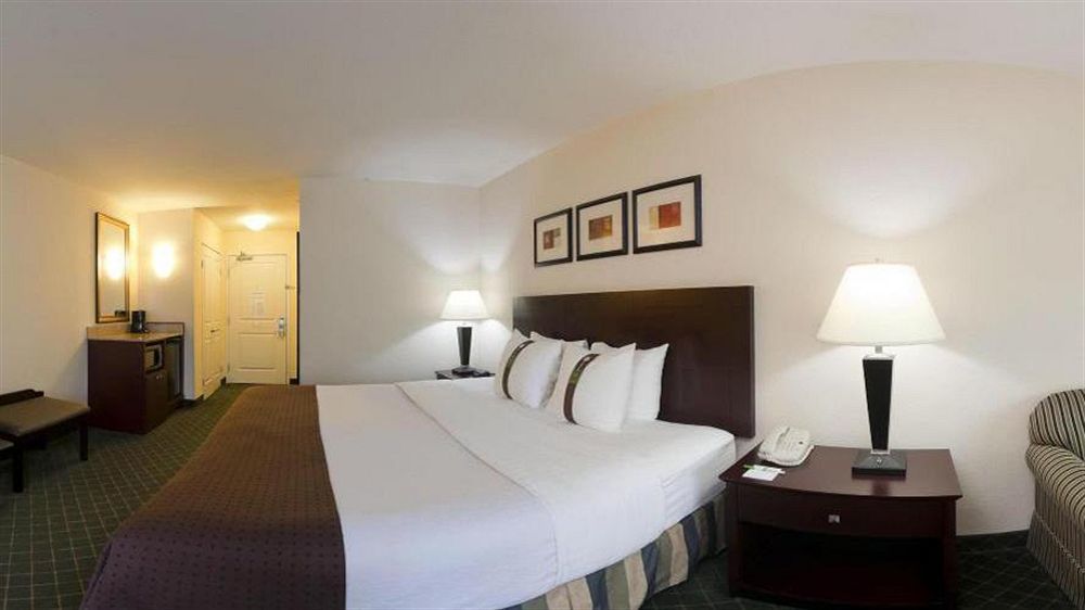 Holiday Inn Conference Center Marshfield, An Ihg Hotel Kültér fotó